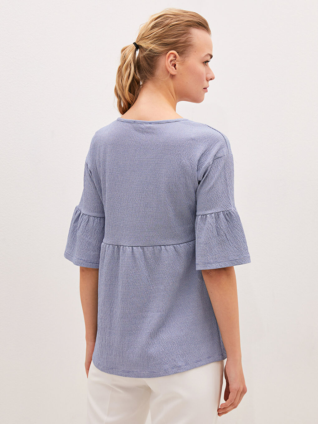 Bağlamalı Yaka Desenli Kadın Bluz-4