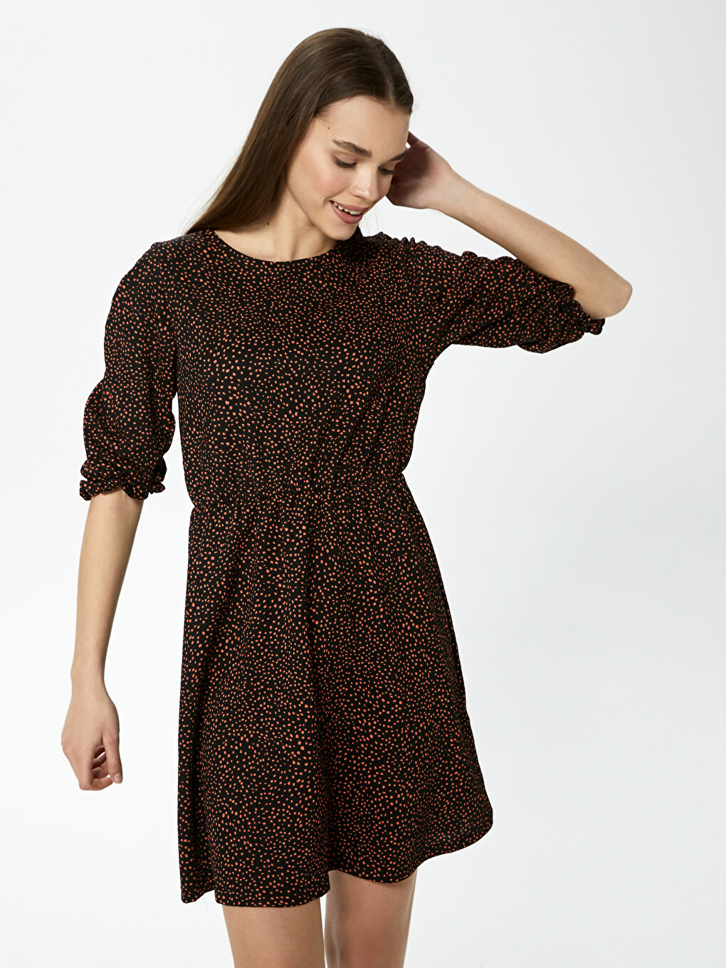 Siyah Bisiklet Yaka Desenli Kadın Elbise