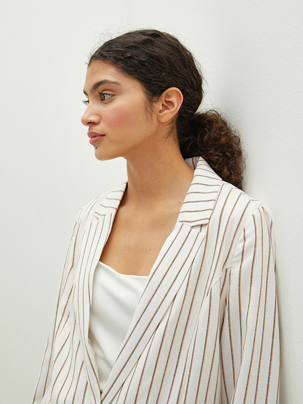 Женский полосатый пиджак с длинным рукавом на пуговицах-1