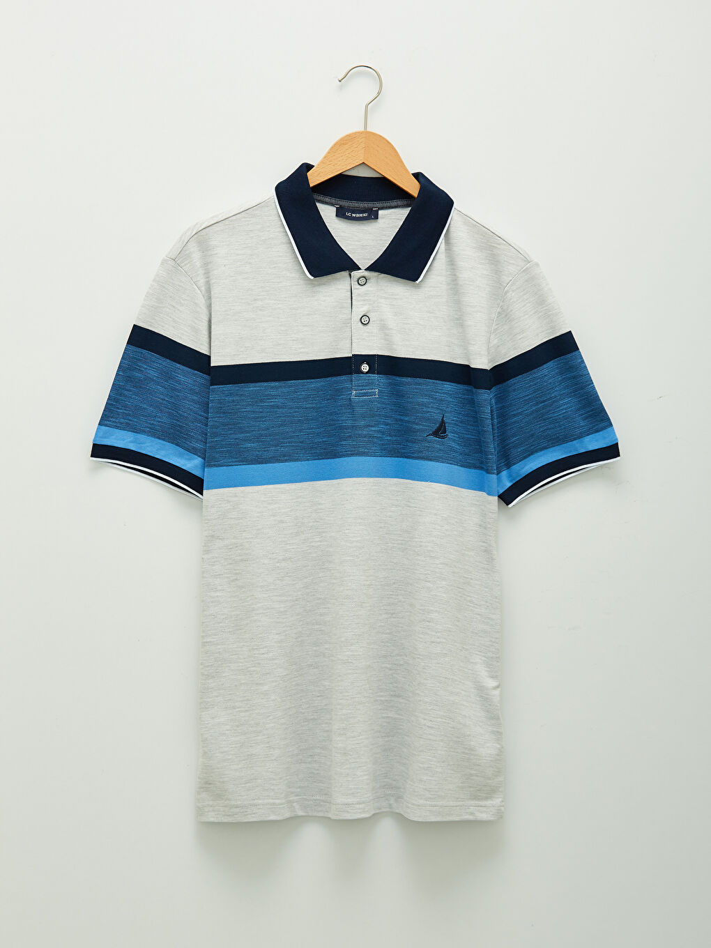 تي شيرت رجالي بياقة بولو وكم قصير مخطط-4