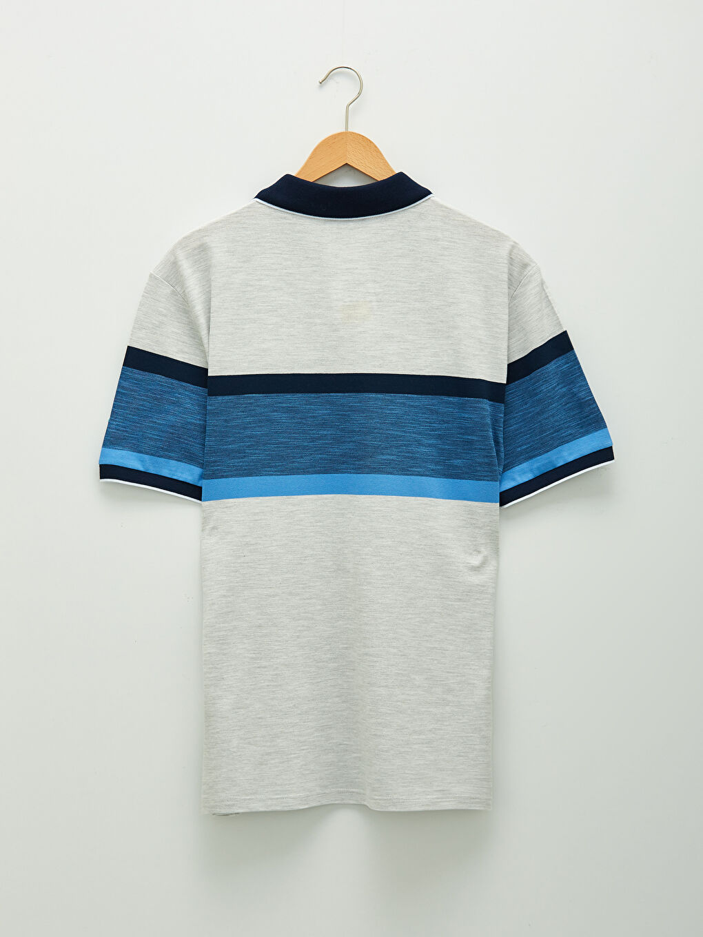 تي شيرت رجالي بياقة بولو وكم قصير مخطط-5