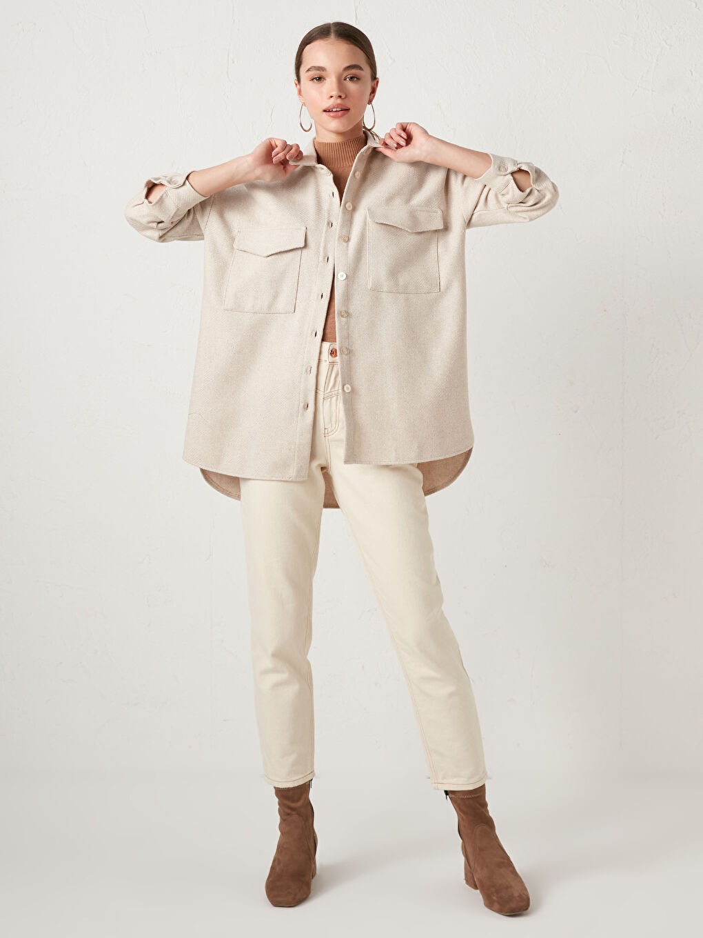 Риза с джобове, права, с дълъг ръкав за жени-2