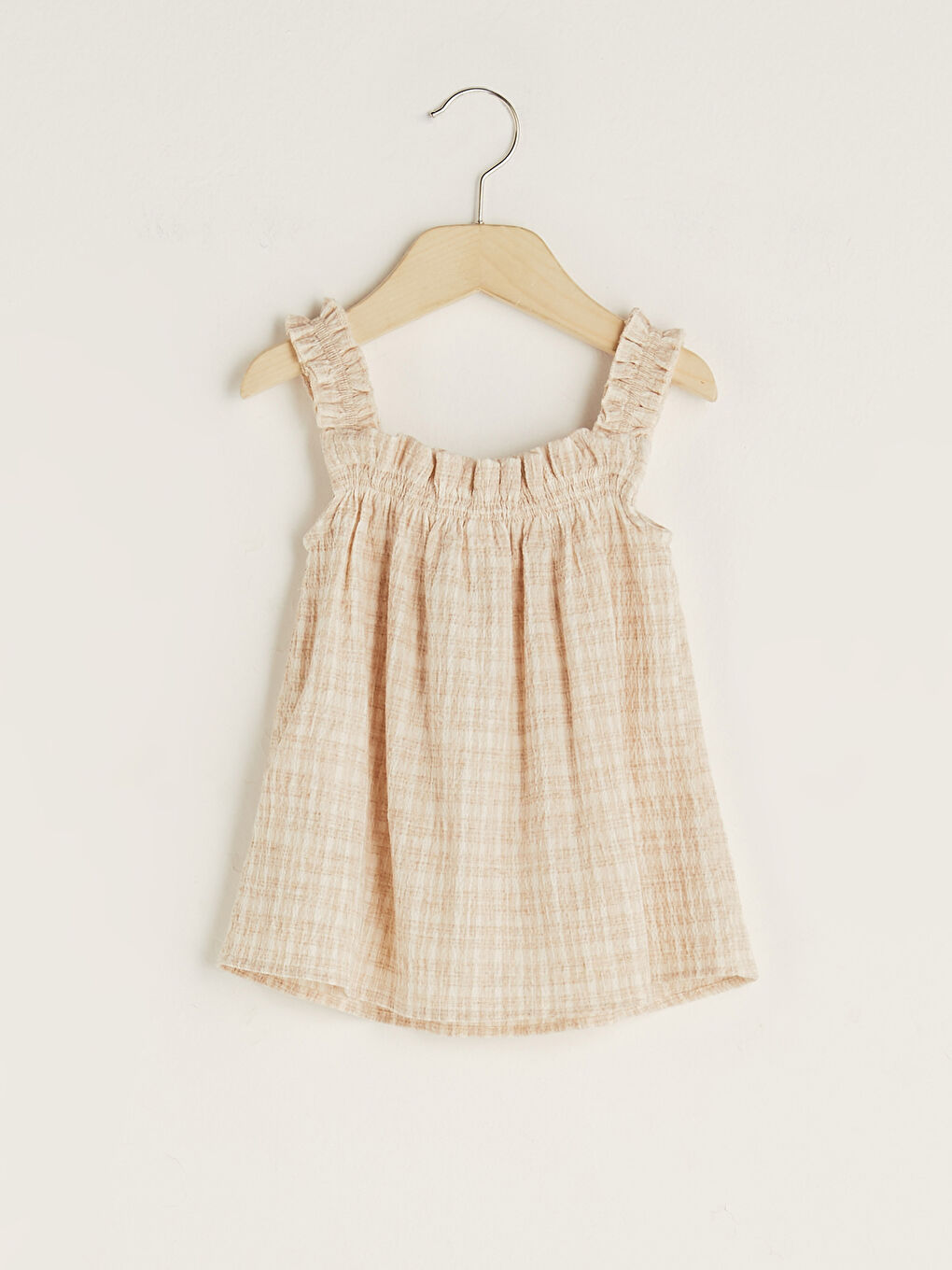 Bej Kare Yaka Askılı Ekose Desenli Kız Bebek Bluz-4