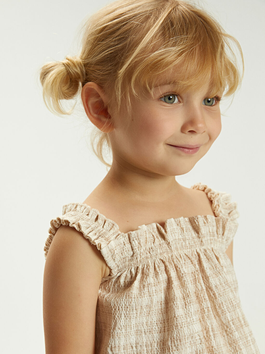 Bej Kare Yaka Askılı Ekose Desenli Kız Bebek Bluz-3