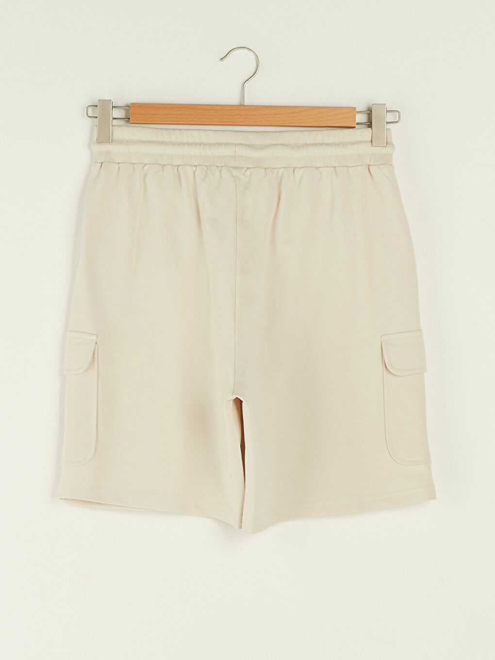 Bej Standart Kalıp Beli Bağlama Detaylı Erkek Şort-5