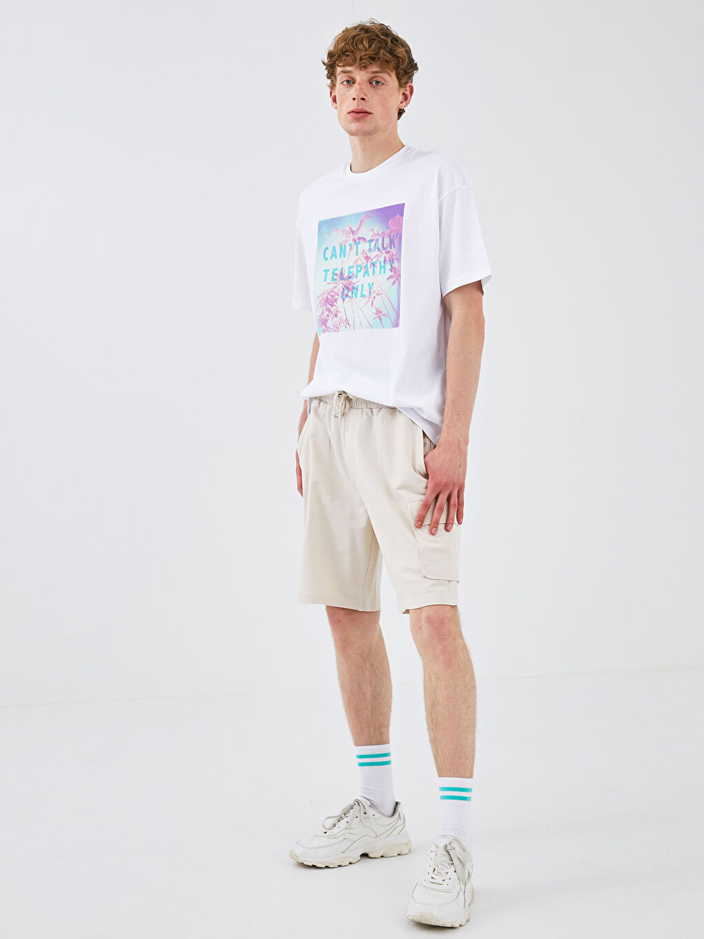 Bej Standart Kalıp Beli Bağlama Detaylı Erkek Şort-3