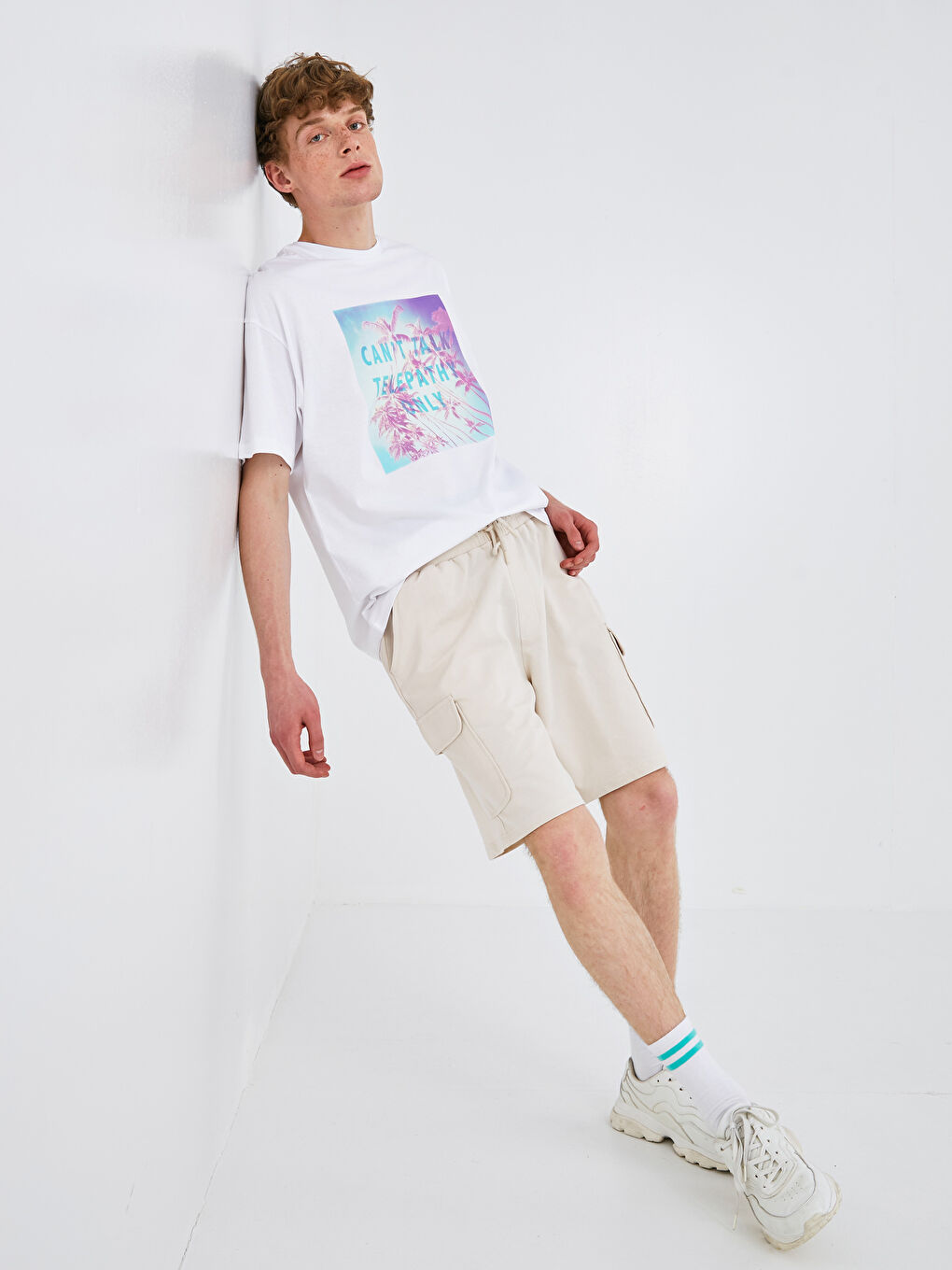 Bej Standart Kalıp Beli Bağlama Detaylı Erkek Şort