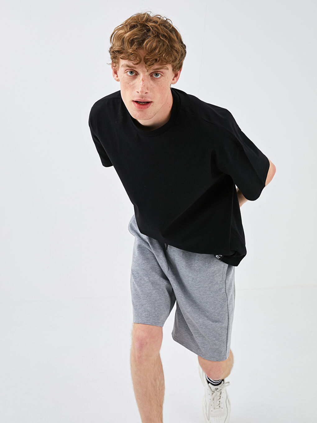 Standard Fit Men's Shorts with Waist Tie Detail-1