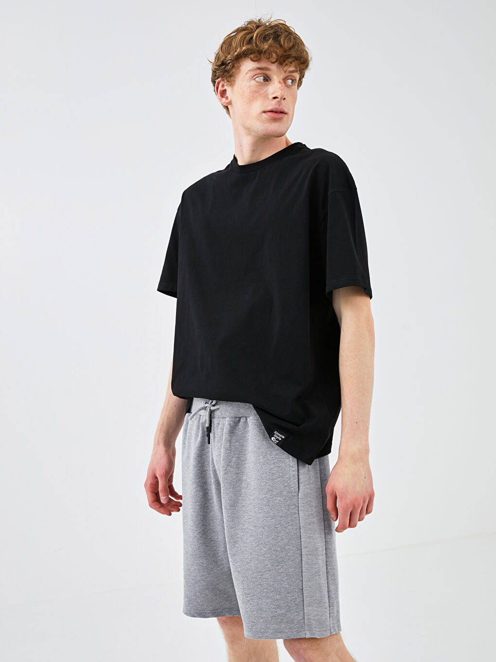 Standard Fit Men's Shorts with Waist Tie Detail-2