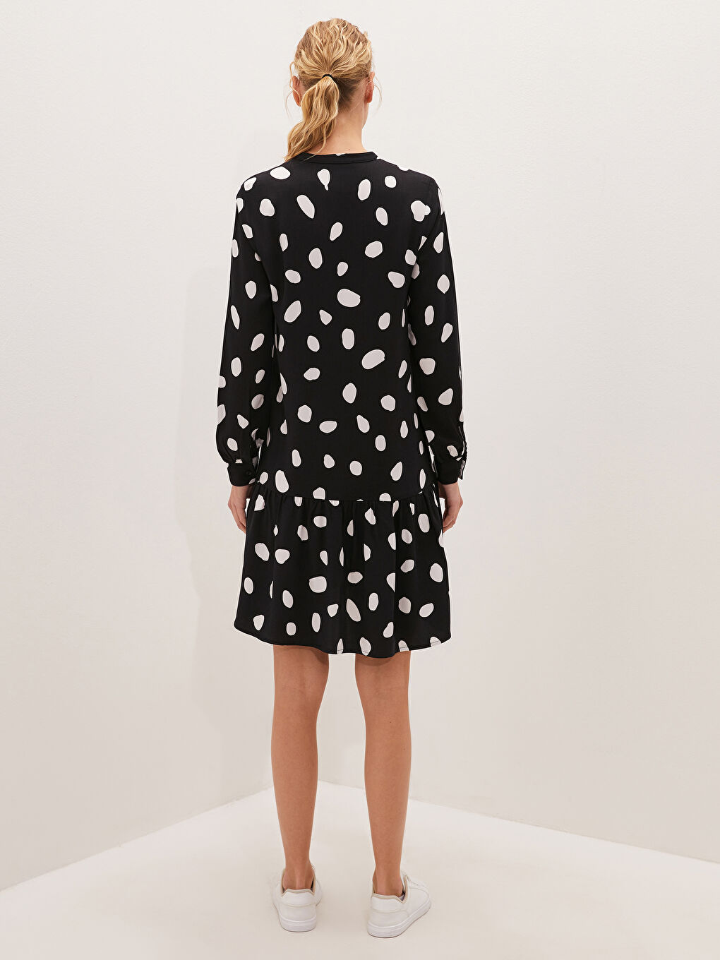 LCWAIKIKI Maternity Turtleneck Patterned Long Sleeve Belmando Fabric Maternity Dress -S1I494Z8-LQJ