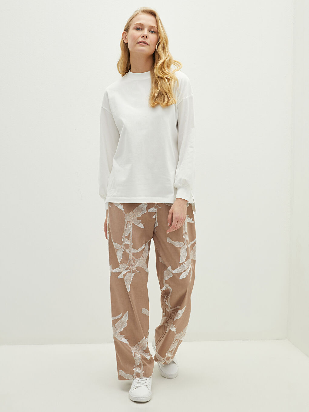 Bej Beli Lastikli Desenli Comfort Fit Pamuklu Kadın Palazzo Pantolon-2