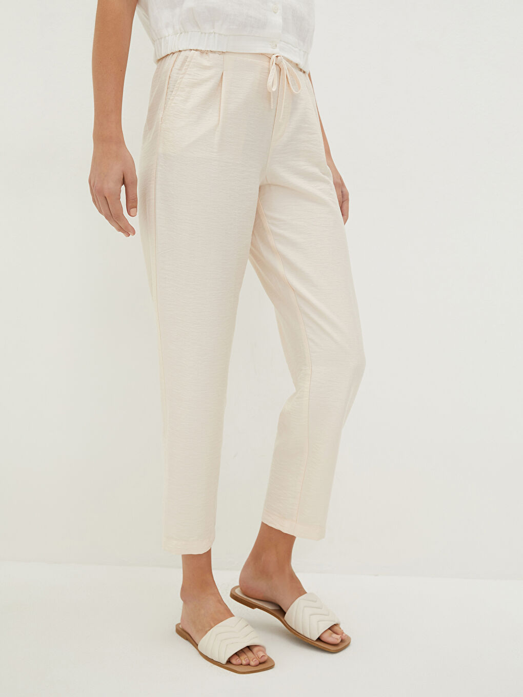 Beli Lastikli Düz Cep Detaylı Kadın Harem Pantolon-4