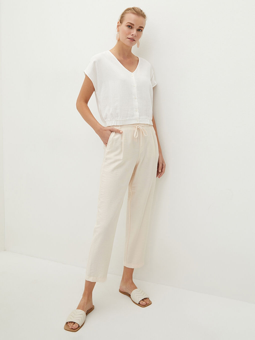 Beli Lastikli Düz Cep Detaylı Kadın Harem Pantolon