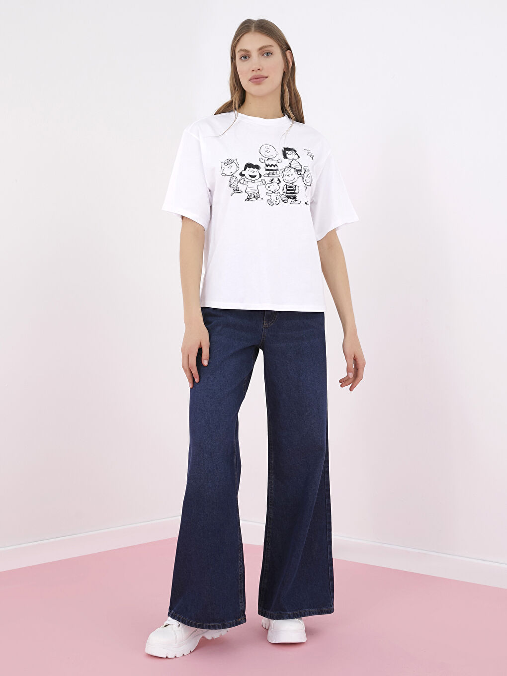 Crew Neck Peanuts Characters Printed Short Sleeve Cotton Women T-Shirt-2