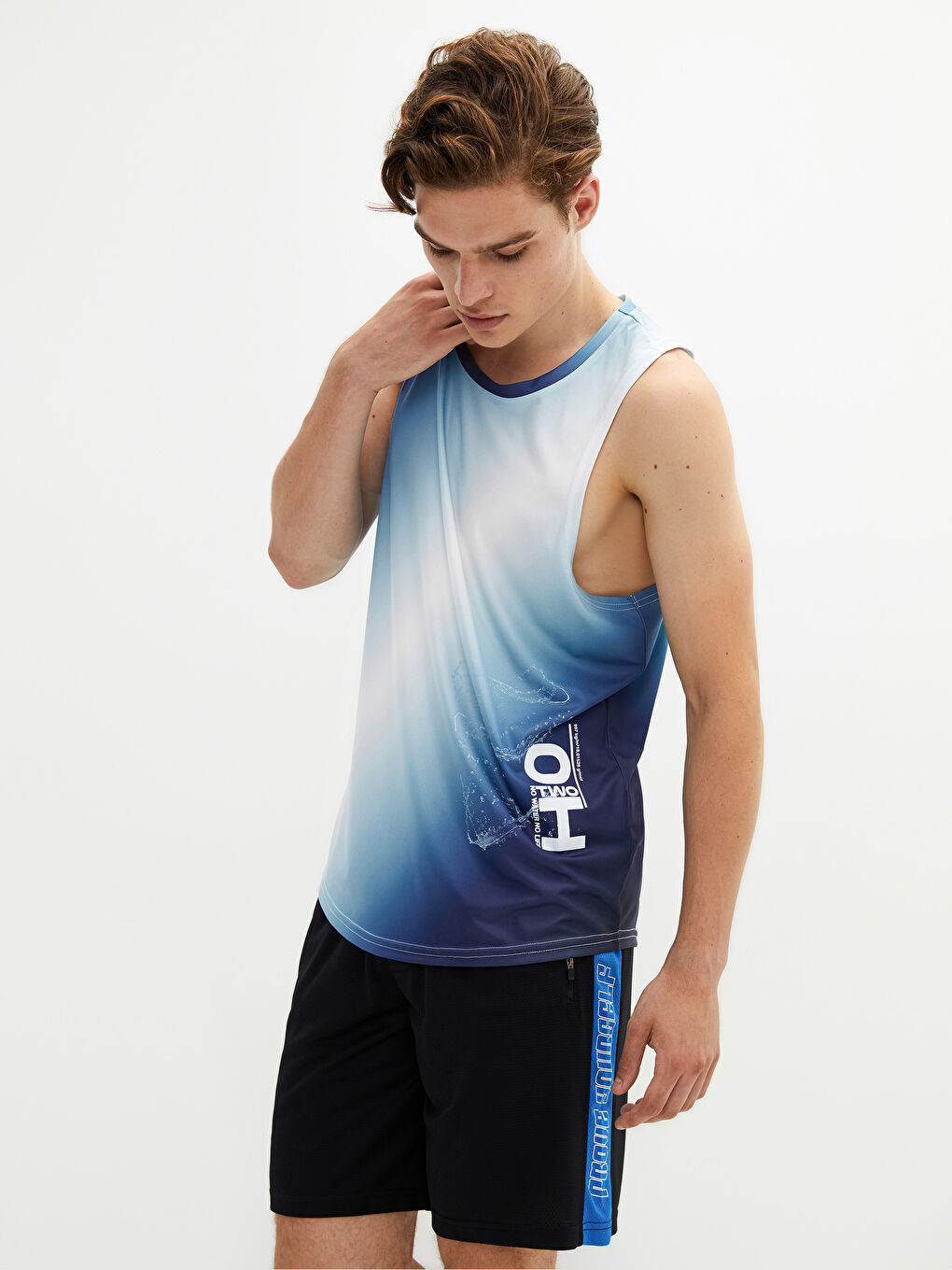 Beyaz Bisiklet Yaka Baskılı Erkek Kolsuz Tişört-4