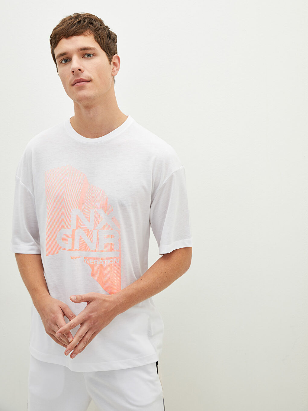 T-shirt de sport actif à manches courtes et col rond pour hommes-3