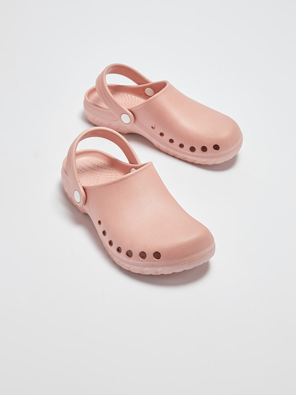 Pembe Delik Detaylı Kadın Plaj Terliği-6