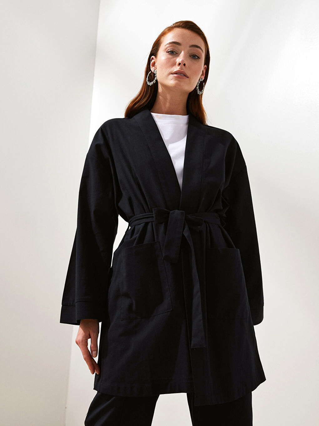 Siyah Cep Detaylı Geniş Kollu Bağlama Detaylı Oversize Kadın Kimono-8