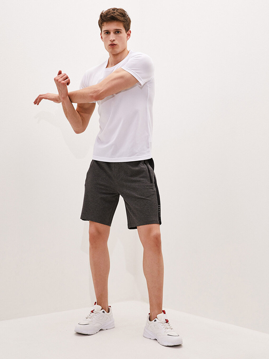 Shorts De Sport Actifs Coupe Standard Pour Hommes-4