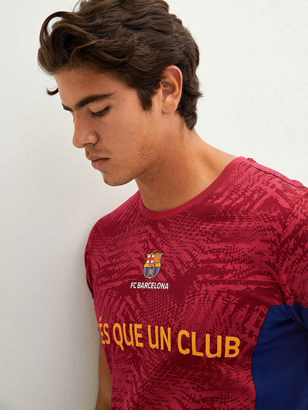 Ерлерге арналған барселона принтті жанкүйерлерге арналған спорттық футболка-1