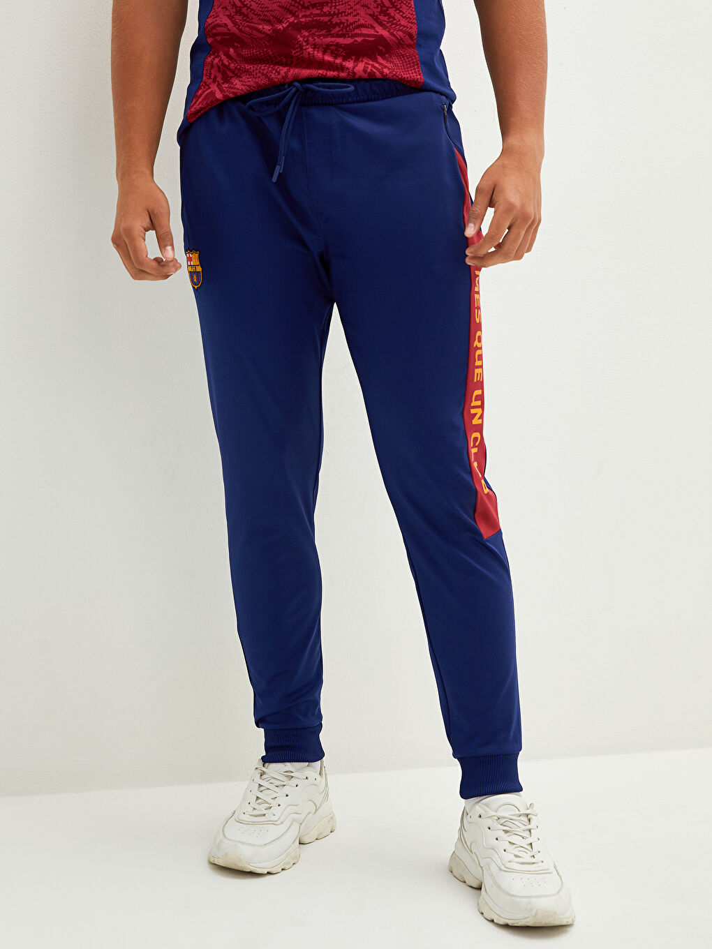 Lacivert Standart Kalıp Barcelona Baskılı Aktif Spor Erkek Taraftar Eşofman Altı-2