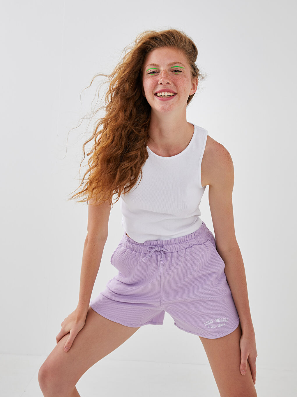 Šorts od pamuka sa elastičnim strukom, vezenim detaljima i džepovima za žene-1