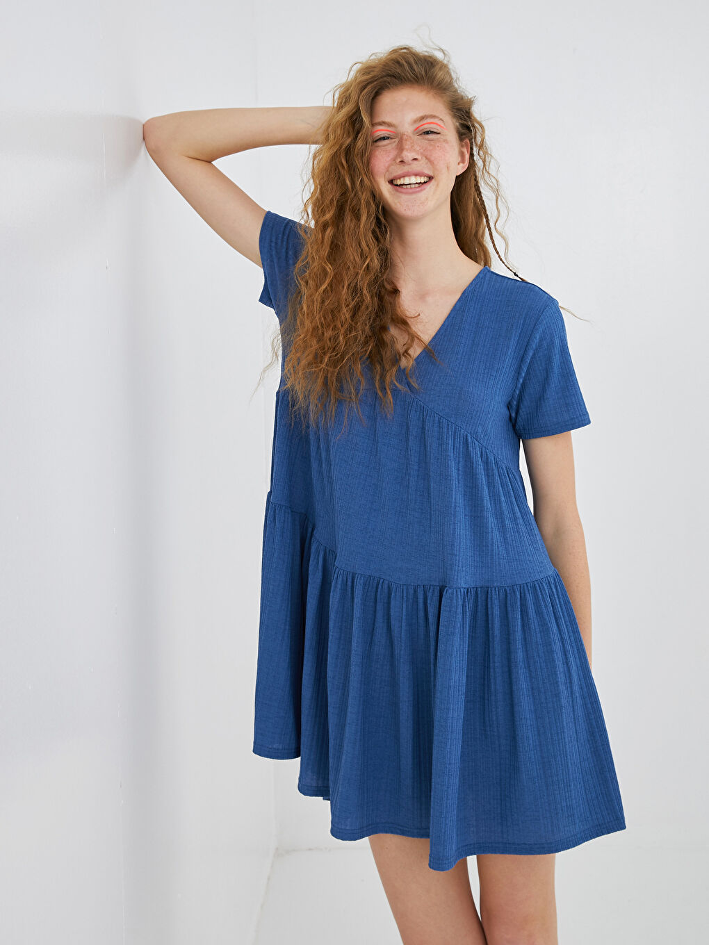 V-Neck Straight Short Sleeve Oversize Camisole Women's Dress-1