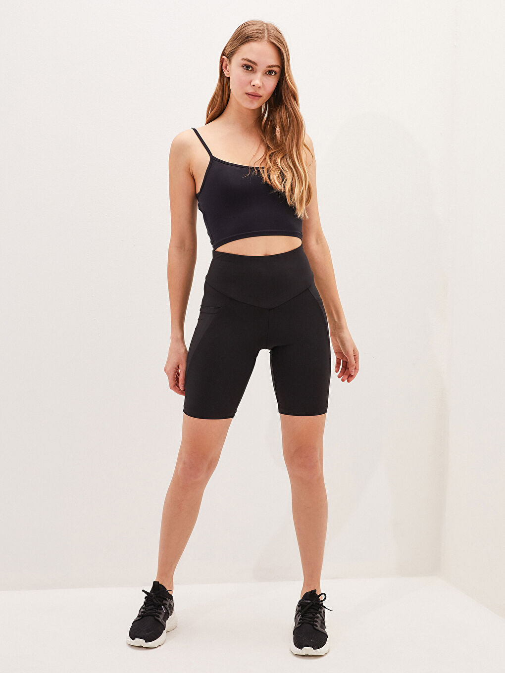 Women's Sport Biker Leggings With Elastic Waist Pocket Detailed-3