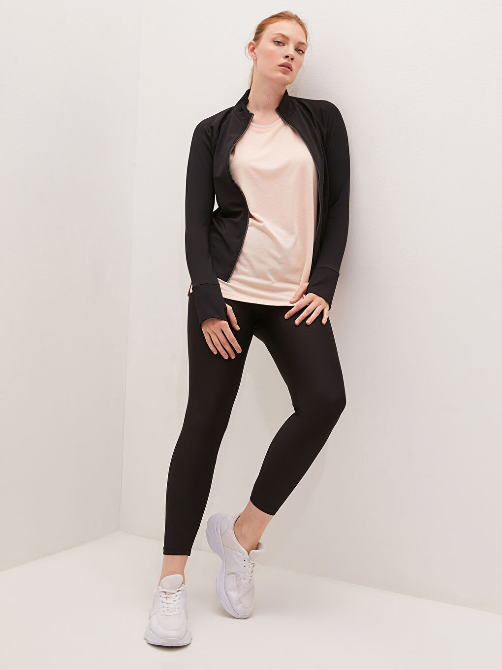 Siyah Dik Yaka File Detaylı Uzun Kollu Kadın Spor Spor Hırka-2