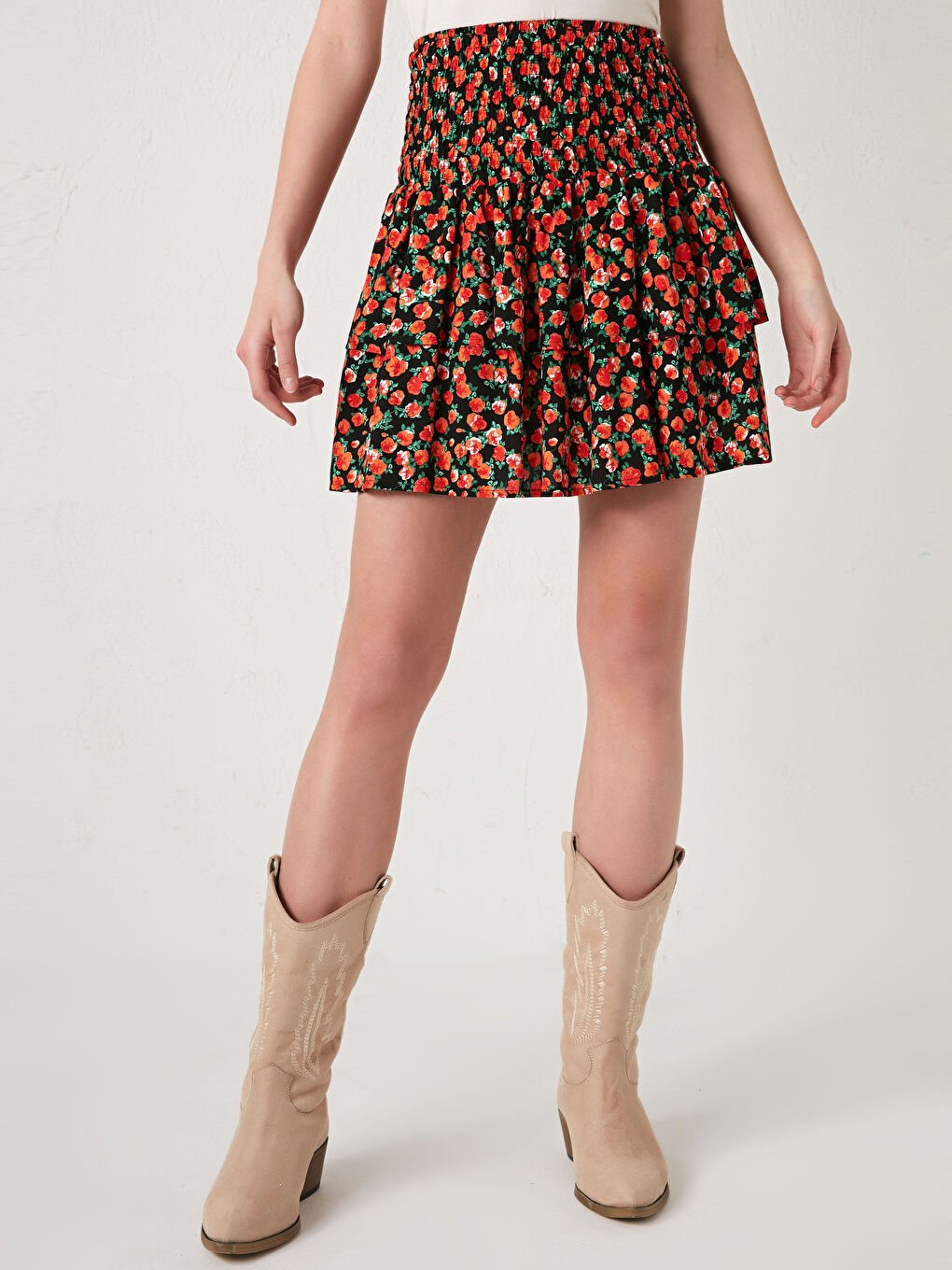 Siyah Beli Lastikli Çiçek Baskılı Viskon Pileli Kadın Etek-2