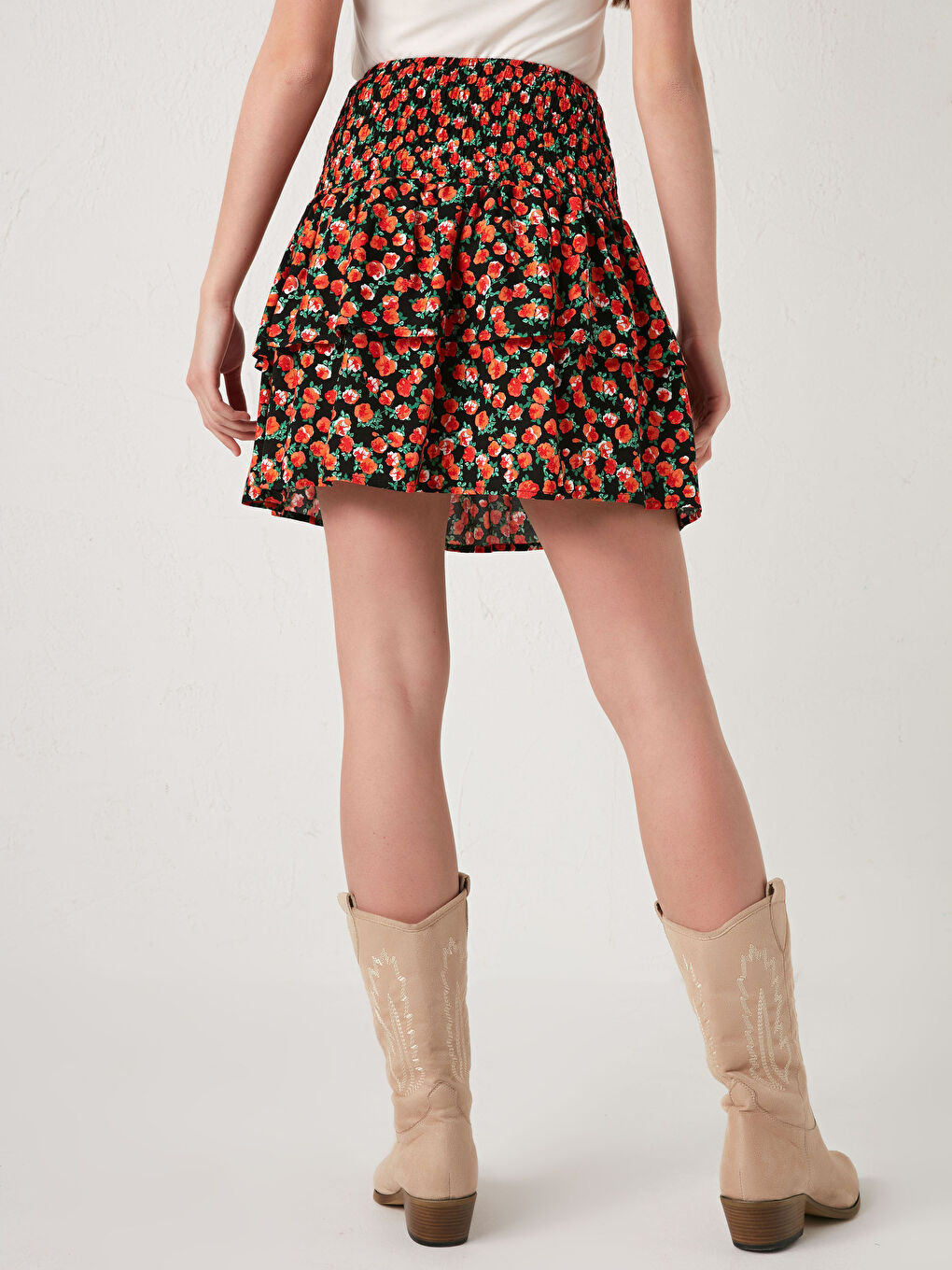 Siyah Beli Lastikli Çiçek Baskılı Viskon Pileli Kadın Etek-3