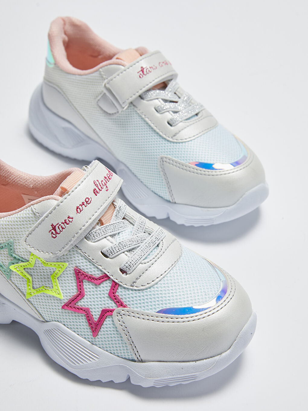 Beyaz File Detaylı Cırt Cırtlı Kız Çocuk Spor Ayakkabı-5