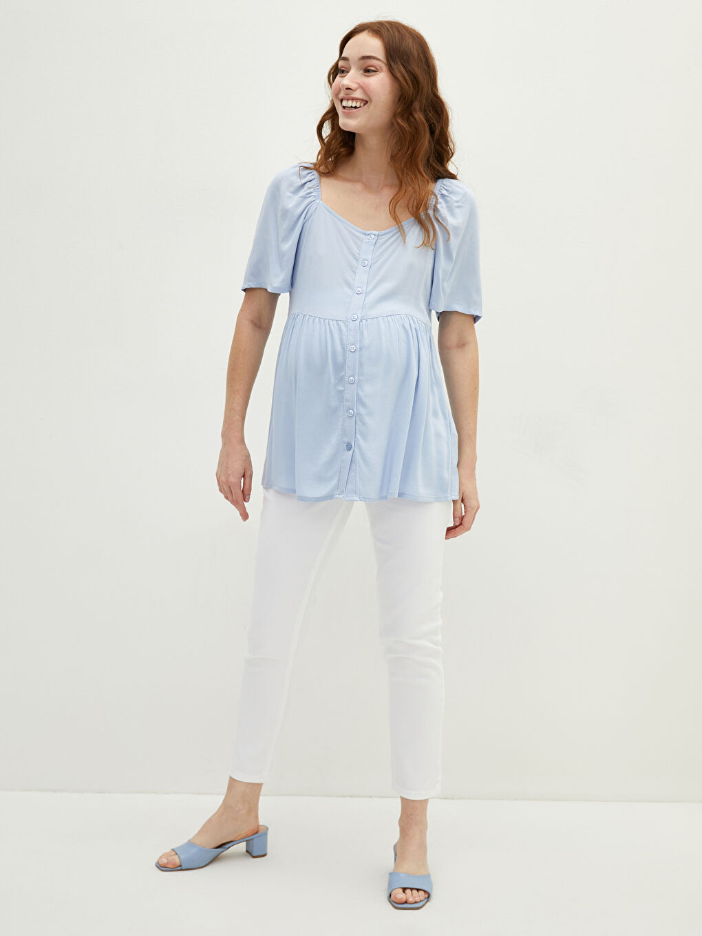 Chemise de maternité à col carré, uni, à boutons sur le devant, manches courtes, en tissu froissé-5