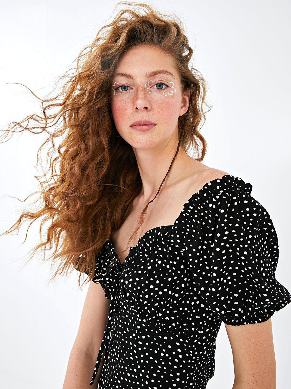 Siyah Kare Yaka Desenli Kısa Kollu Viskon Kadın Elbise-2