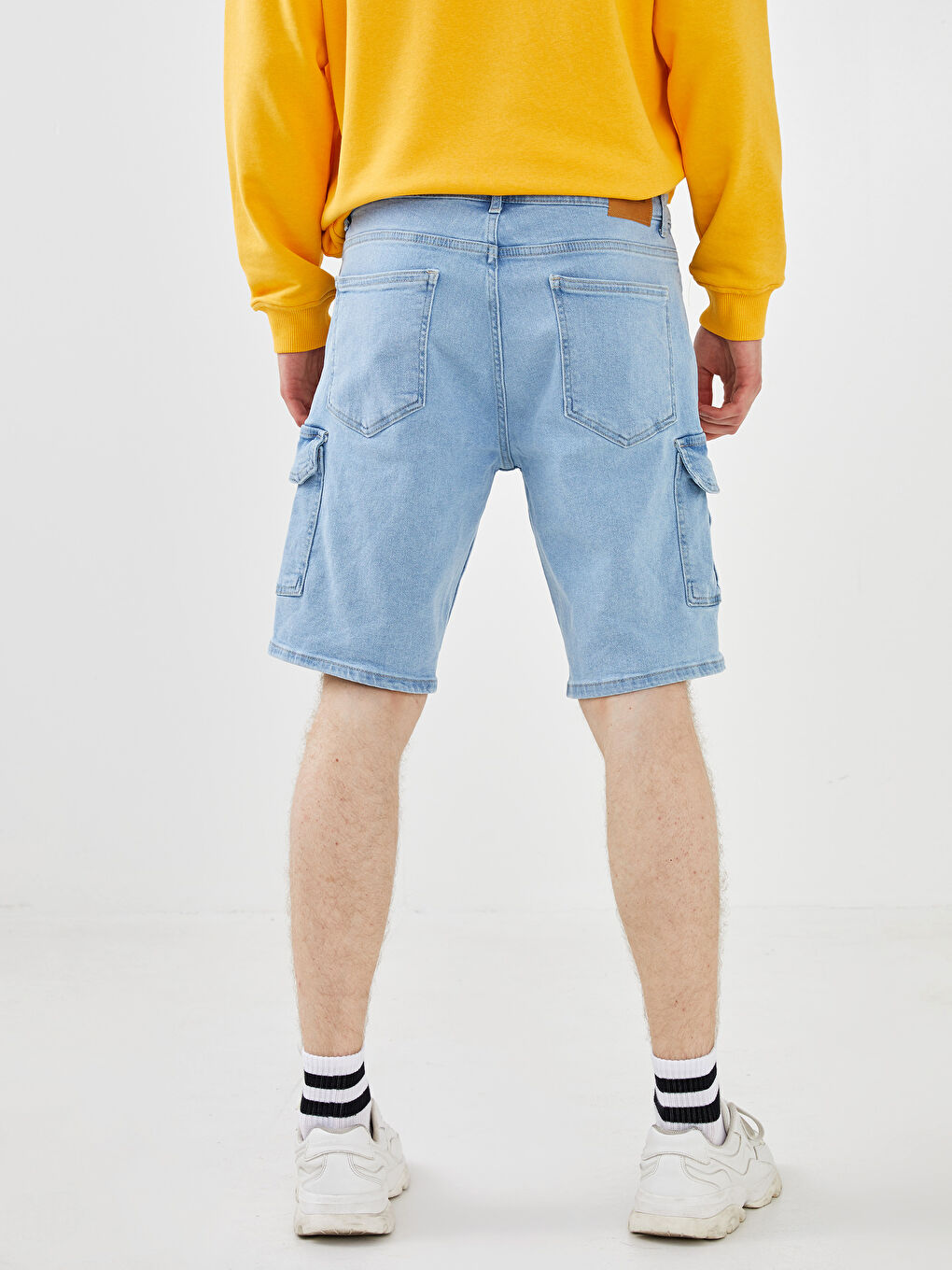 Standard Fit Men's Denim Shorts-4