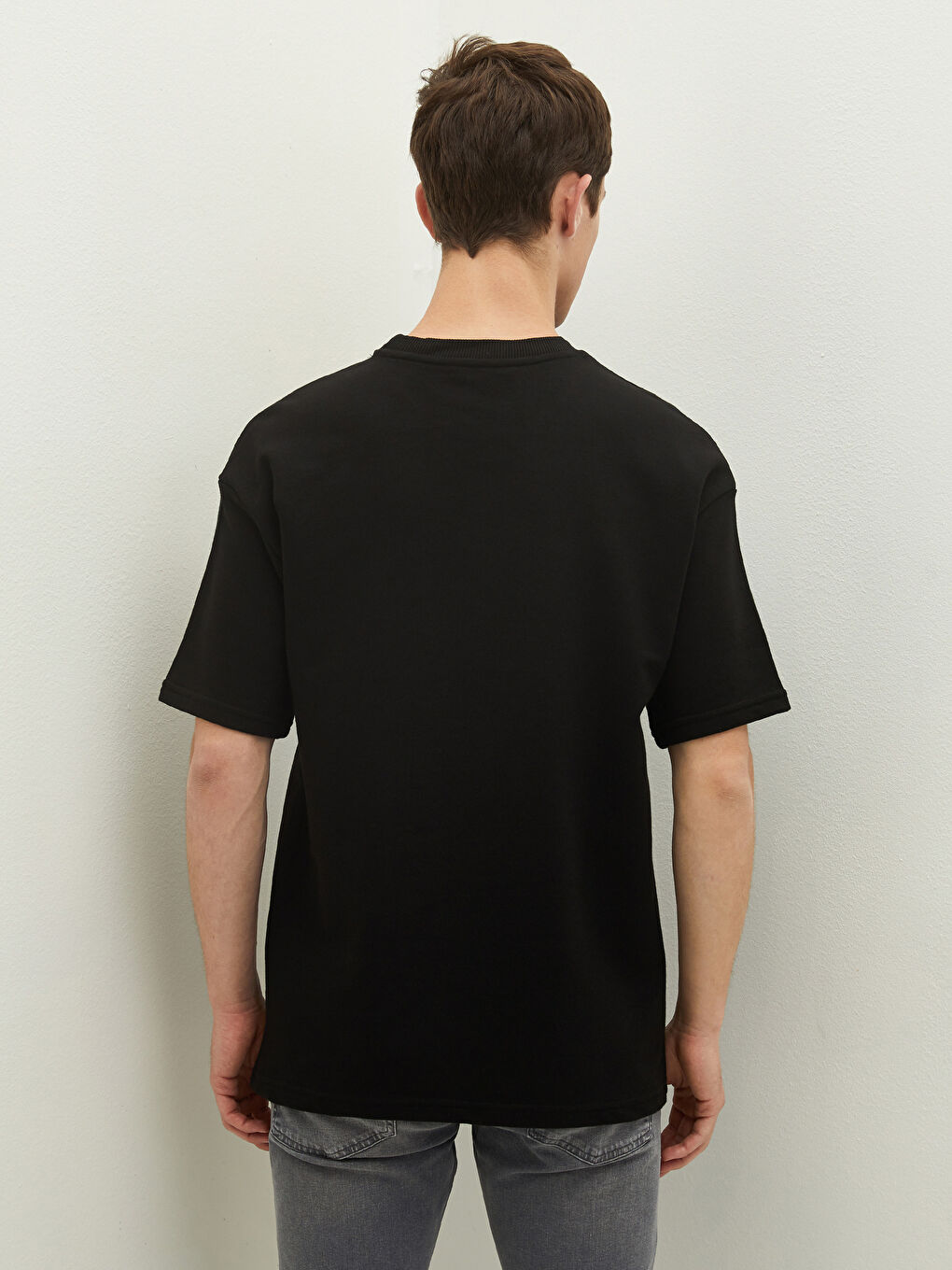 Siyah Bisiklet Yaka Kısa Kollu Basic Erkek Sweatshirt-3