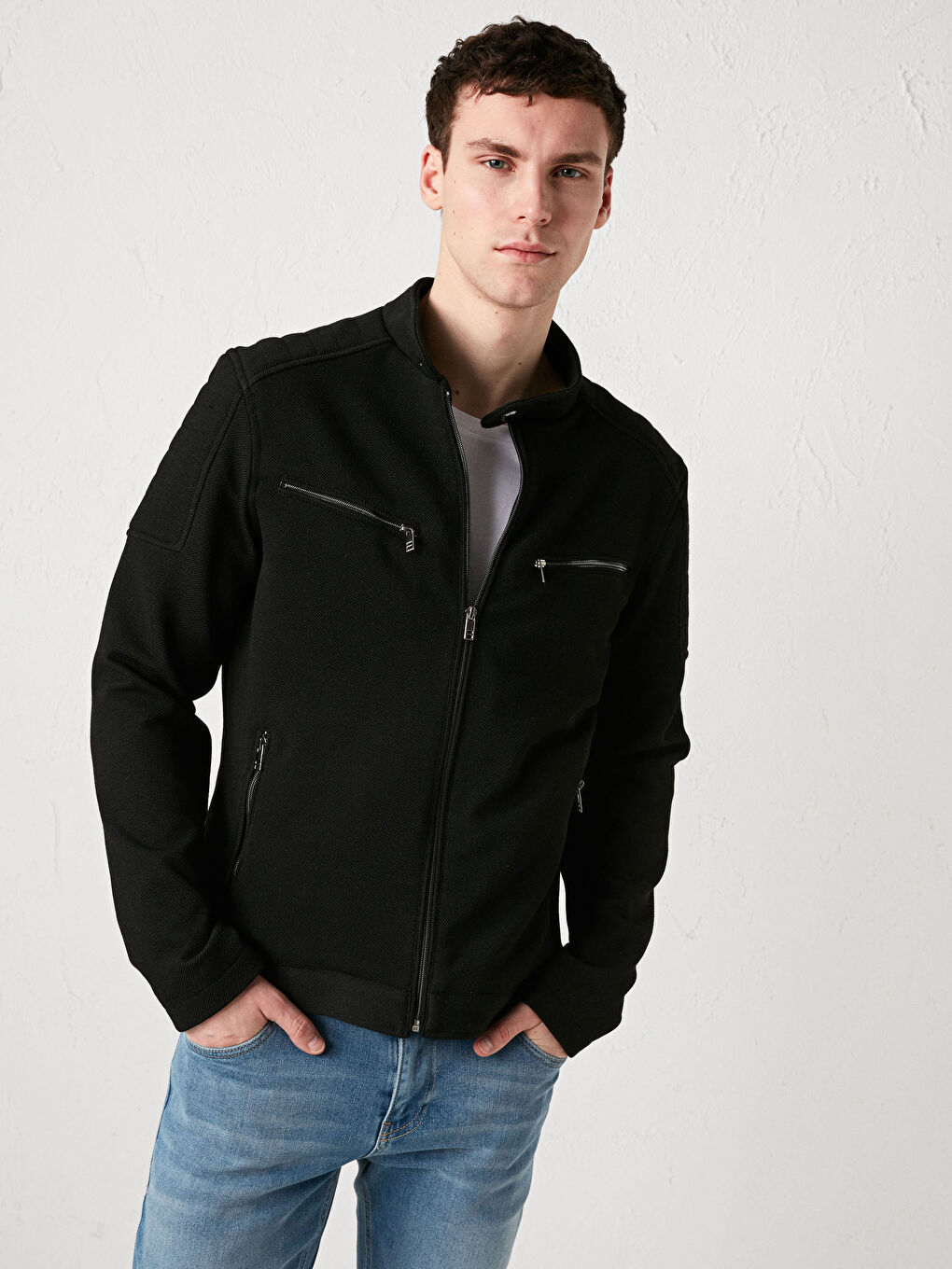 Siyah Slim Fit Dik Yaka İnce Erkek Mont-1