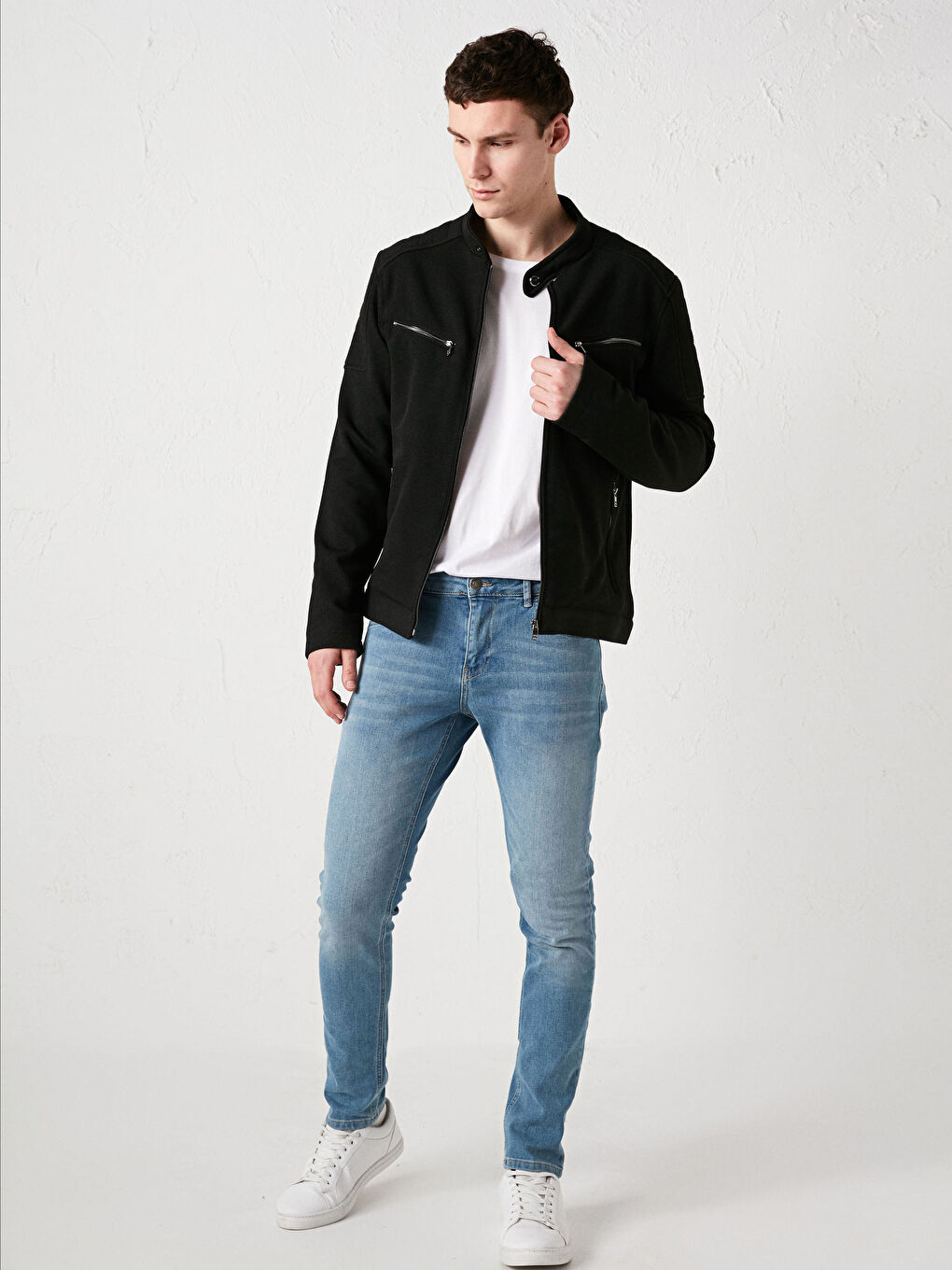 Siyah Slim Fit Dik Yaka İnce Erkek Mont-3