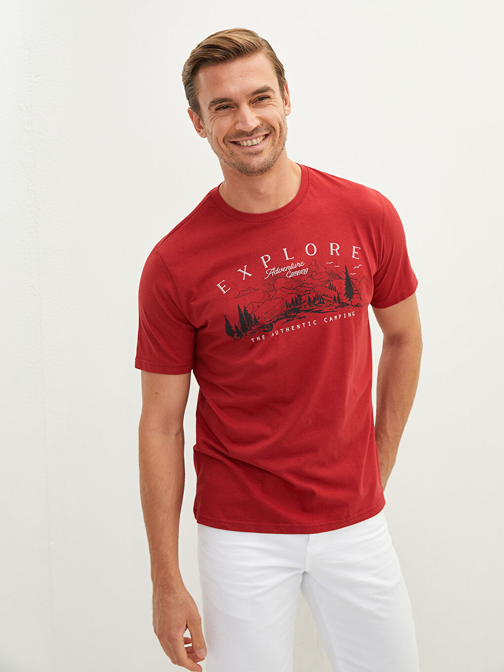 Kırmızı Bisiklet Yaka Kısa Kollu Baskılı Penye Erkek Tişört