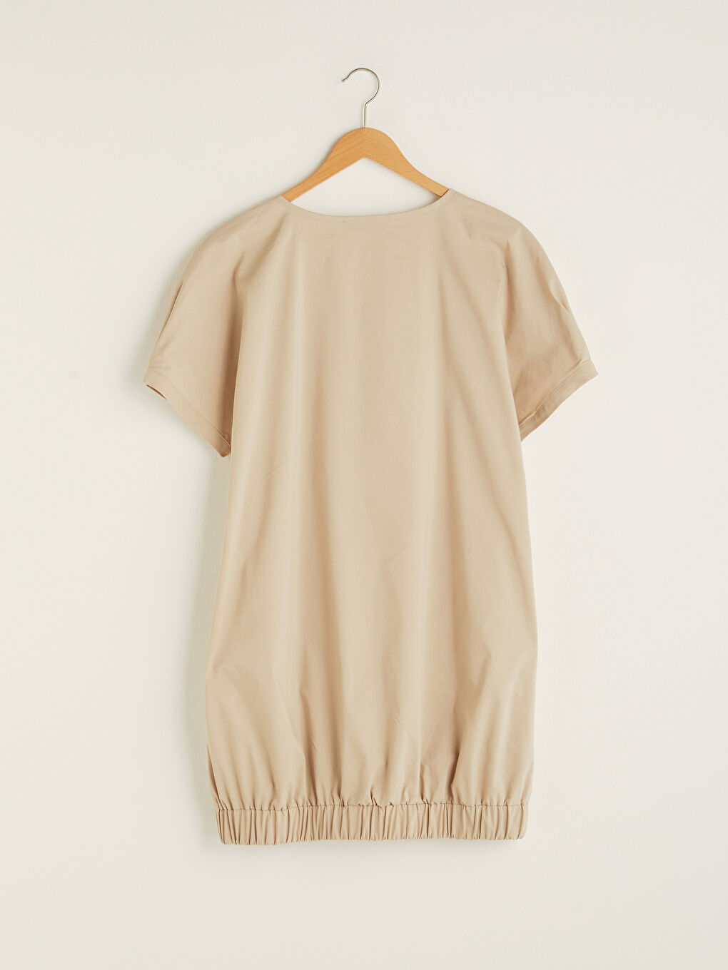 Bej Kaçık Yaka Düz Kısa Kollu Poplin Kadın Elbise-6