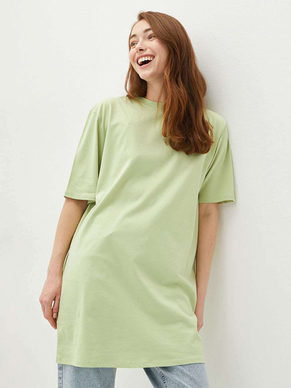 Tunika od pamuka sa okruglim izrezom, ravna, kratki rukav za žene