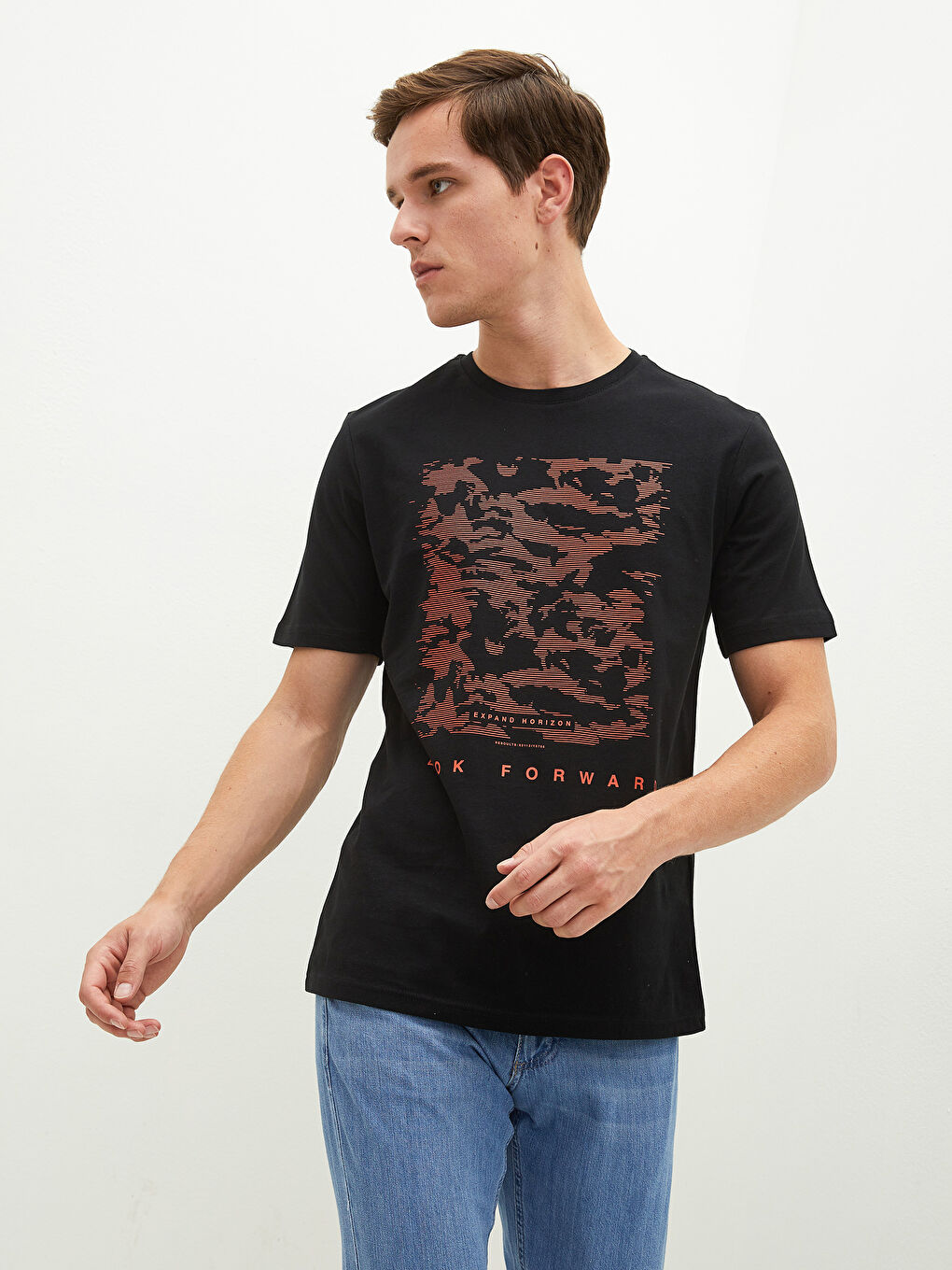 Siyah Bisiklet Yaka Kısa Kollu Baskılı Penye Erkek Tişört-5