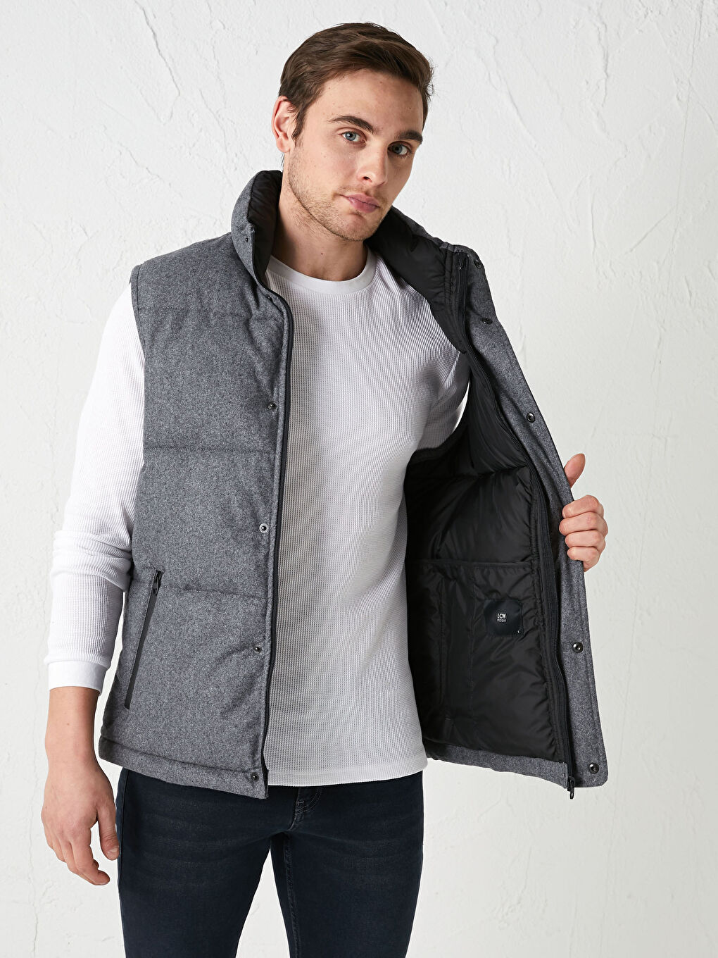 Schlank Geschnittene Dicke Weste Für Herren Mit Hohem Kragen-3