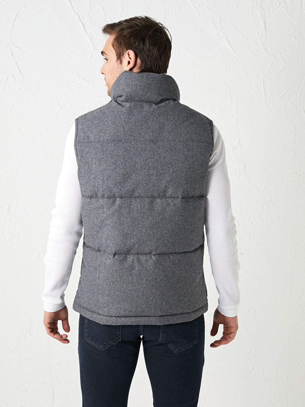 Schlank Geschnittene Dicke Weste Für Herren Mit Hohem Kragen-7