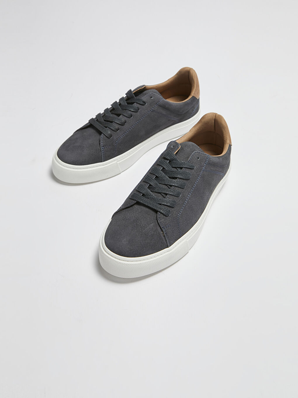 Lace-Up Leather Men's Sneaker-2