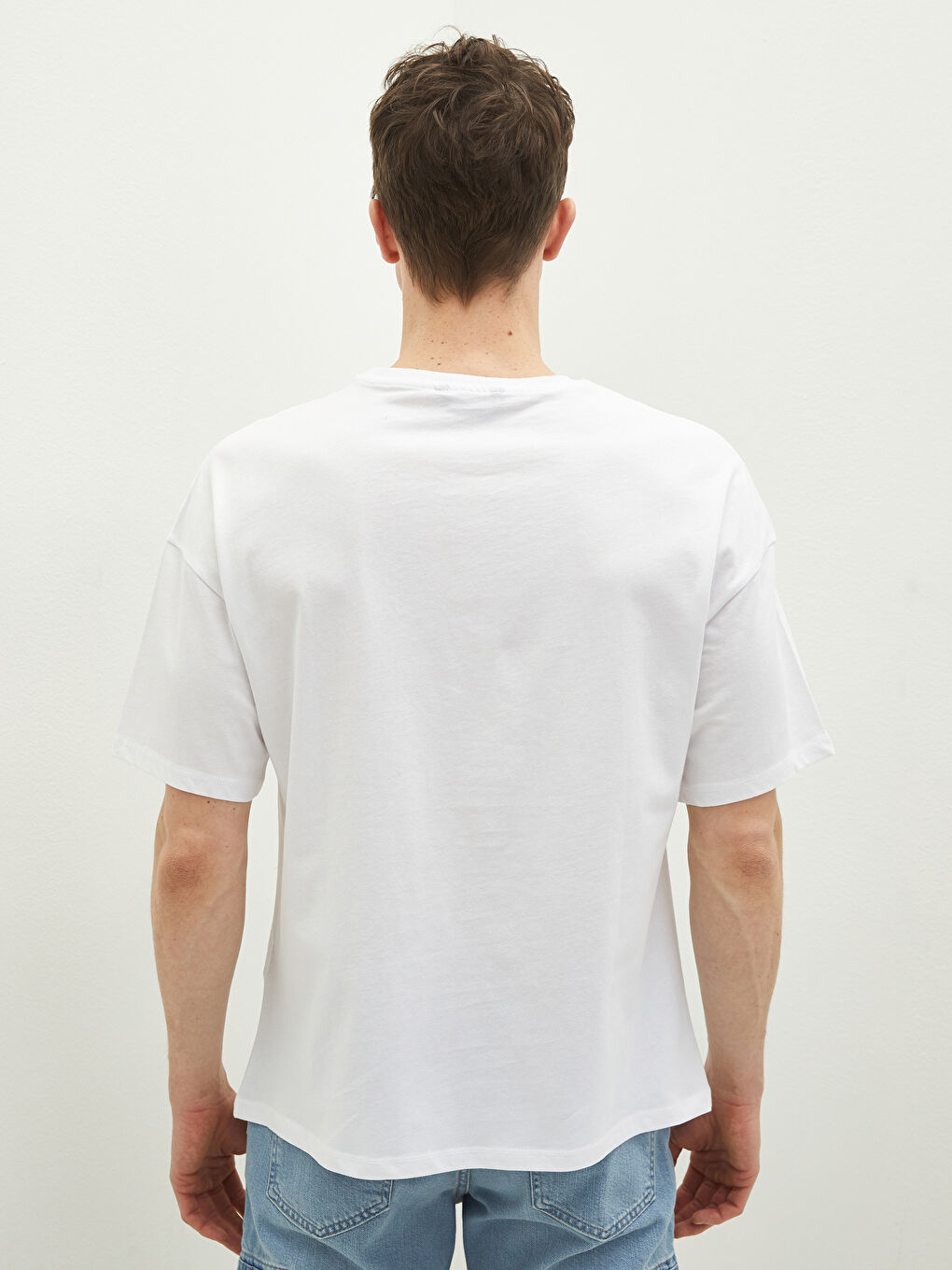 Beyaz Bisiklet Yaka Kısa Kollu Baskılı Penye Erkek Tişört-4