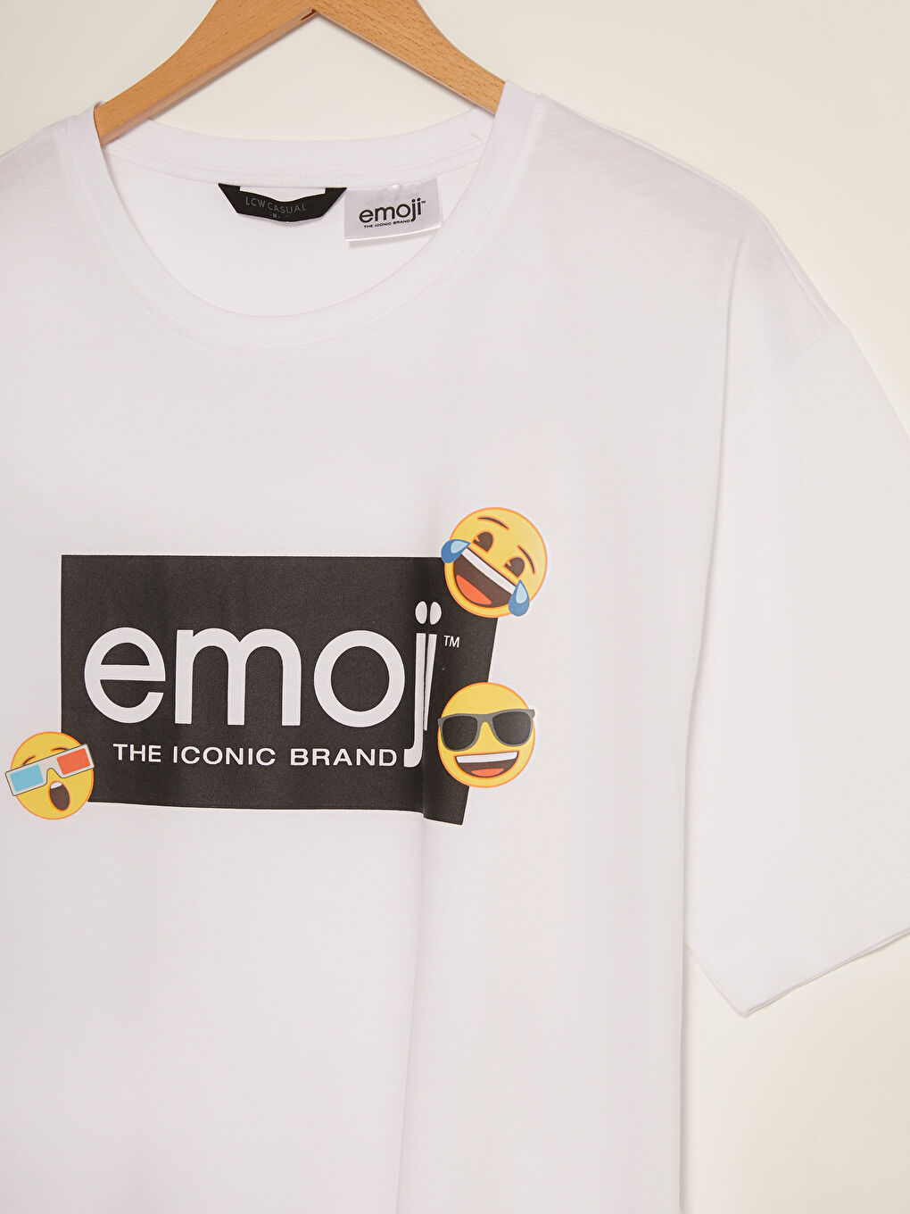 LC Waikiki Crew Neck Short Sleeve Emoji Printed Cotton Men's T-Shirt -S1IG63Z8-Q6K