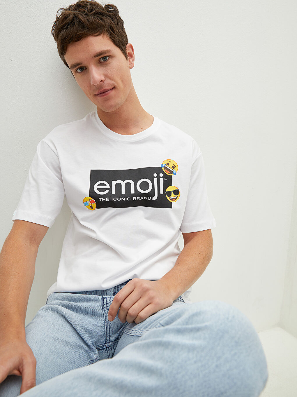 LC Waikiki Crew Neck Short Sleeve Emoji Printed Cotton Men's T-Shirt -S1IG63Z8-Q6K