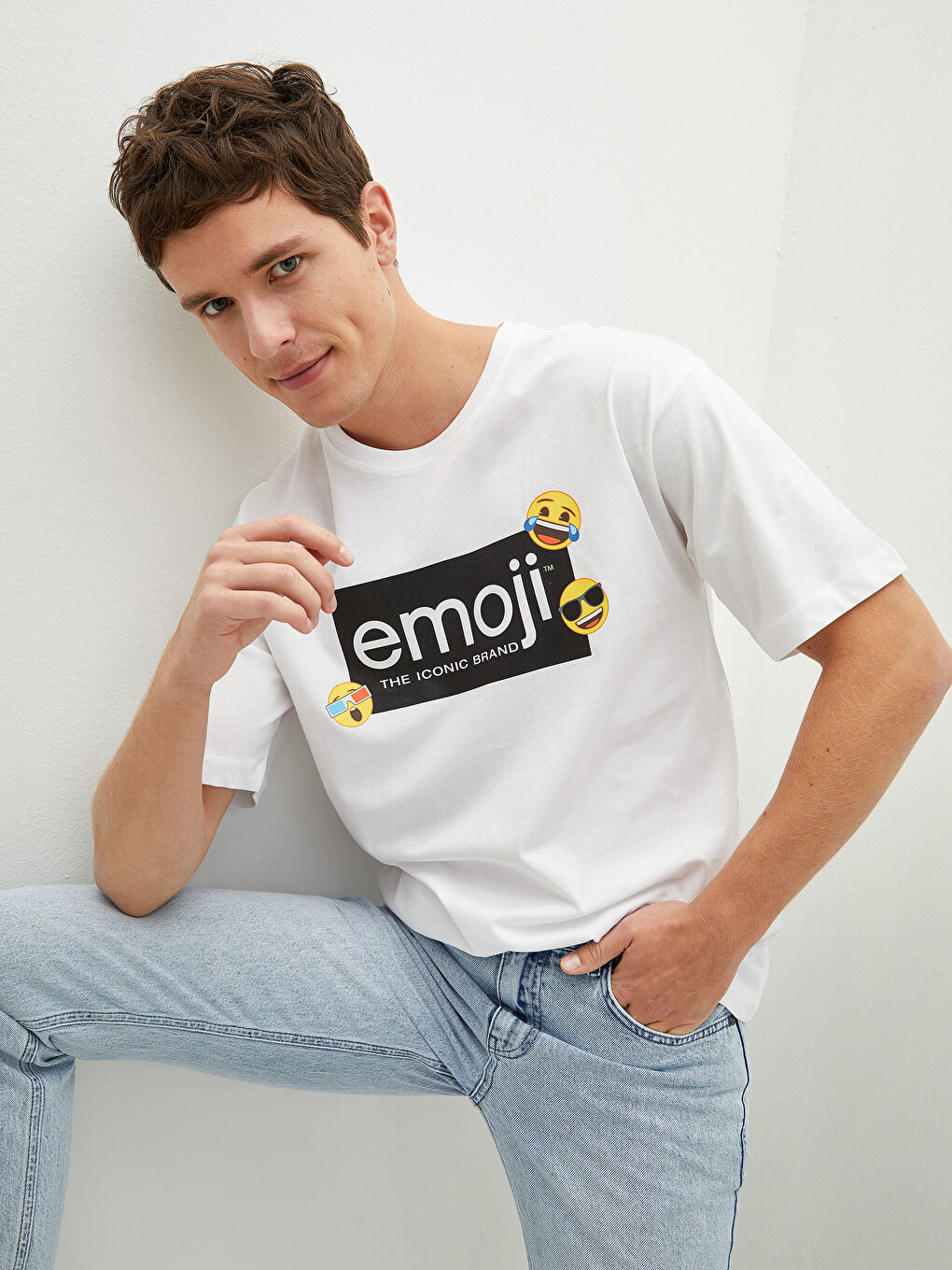 LC Waikiki Crew Neck Short Sleeve Emoji Printed Cotton Men's T-Shirt -S1IG63Z8-Q6K