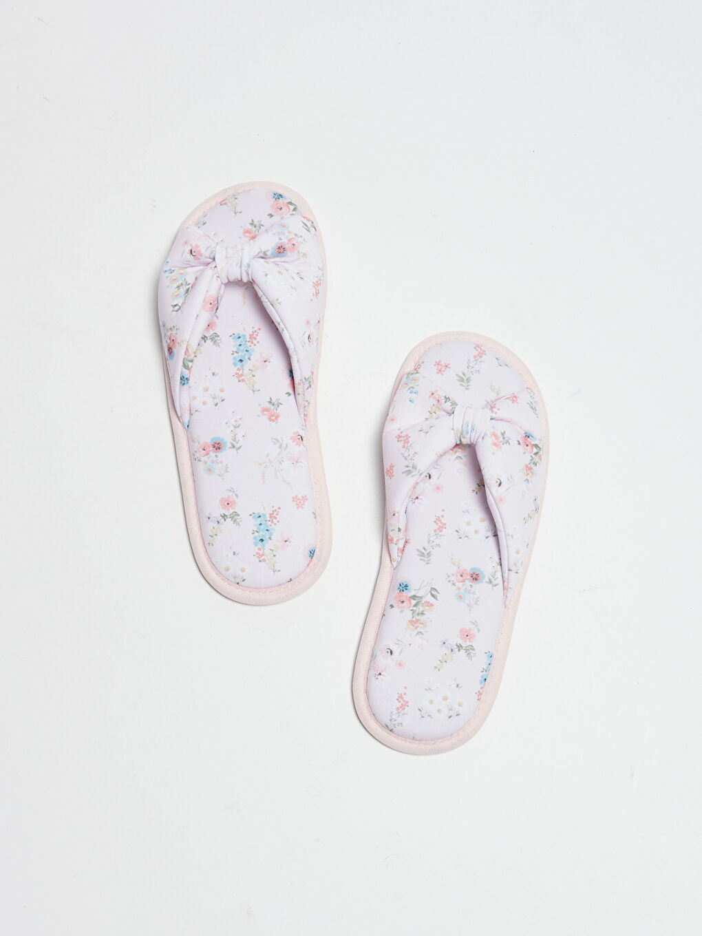 Karışık Pelüş Tek Bantlı Kadın Ev Terliği-1